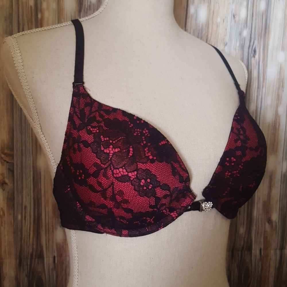 Victoria's Secret "Sexy Little Things" collection.
